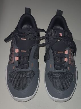 Women’s K-Swiss Sneakers - Gray with Pink Accents Size 7.5